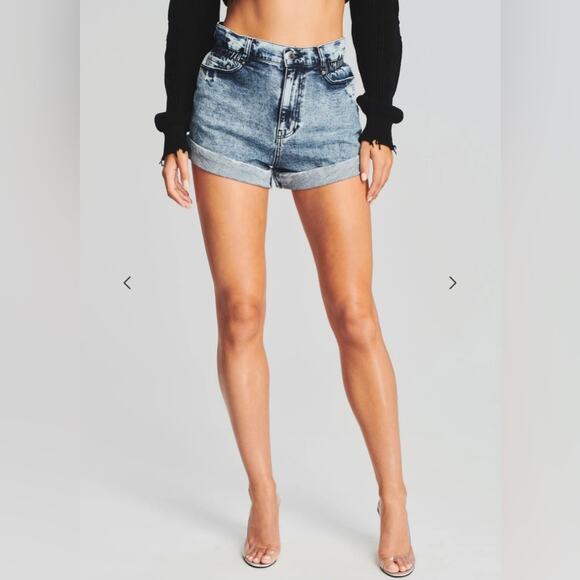 RETROFETE Haisley Denim Short in Sienna Wash Elastic Waist Distressed Acid Wash - Picture 7 of 11